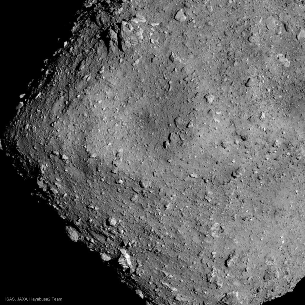 ¿Qué encontraron en el asteroide Ryugu?